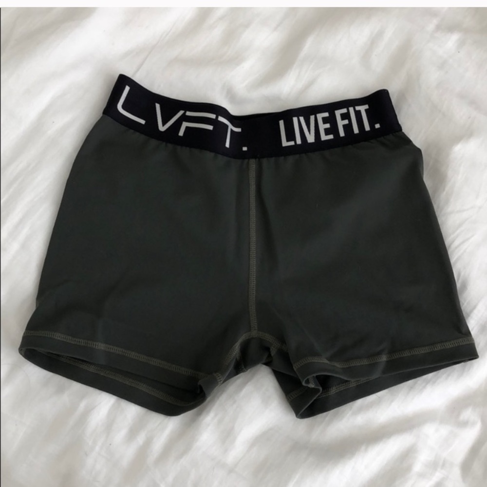 LVFT SHORTS